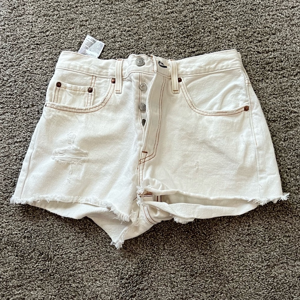Levi’s jean shorts